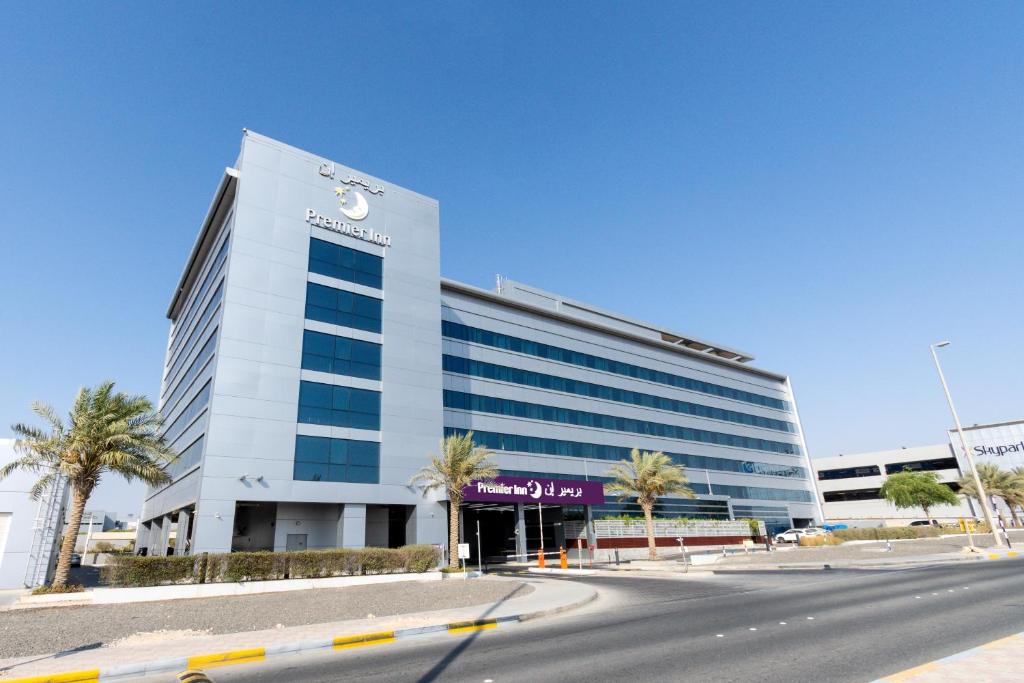 فندق Premier Inn Abu Dhabi Airport Business Park